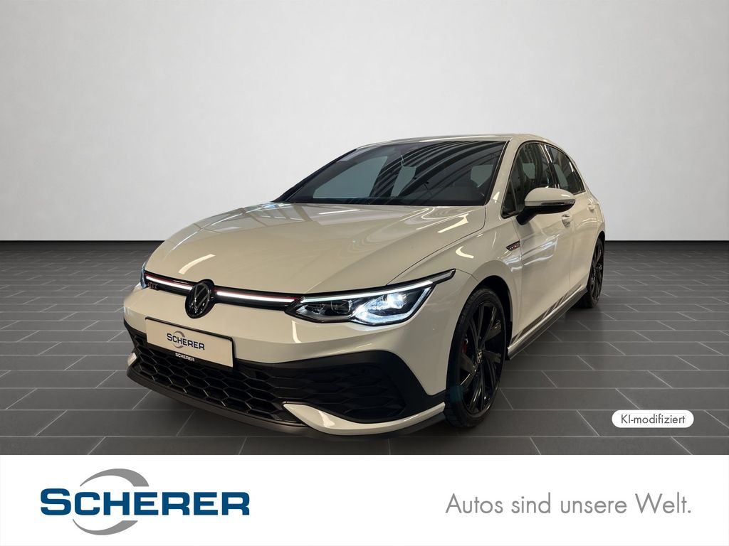 Volkswagen Golf 2023 г. Белый, пробег 33607 км