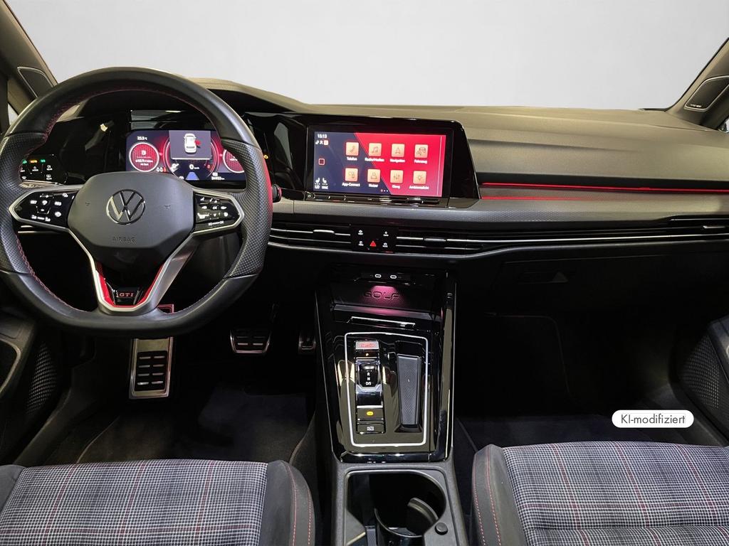 Volkswagen Golf 2023 г. Серый, пробег 34953 км