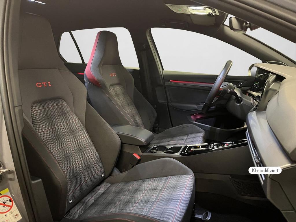 Volkswagen Golf 2023 г. Серый, пробег 34953 км