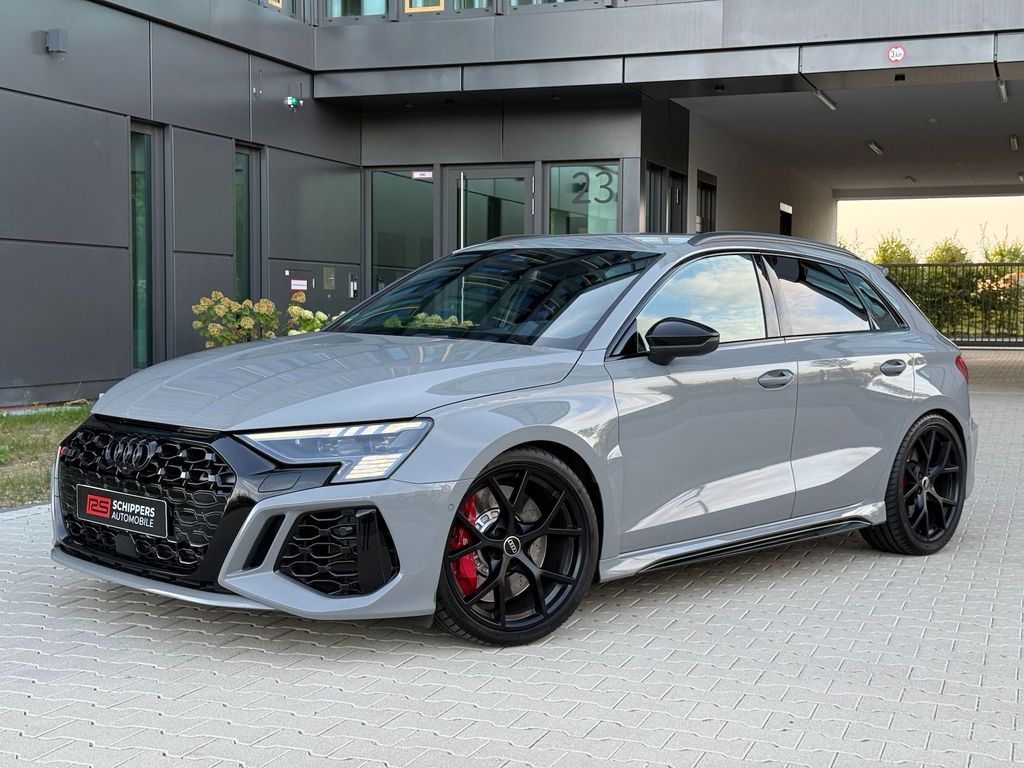 Audi RS3 2023 г. Серый, пробег 52500 км