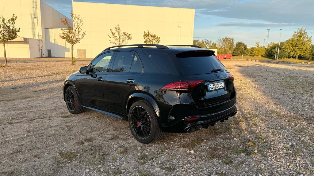 Mercedes-Benz GLE 63 AMG 2023 г. Чёрный, пробег 49000 км