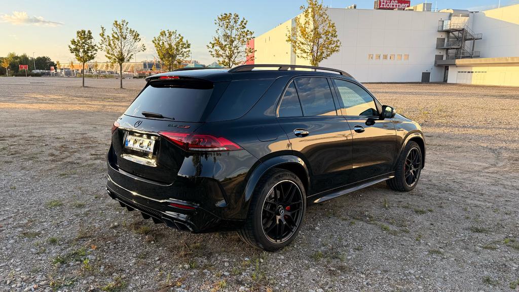 Mercedes-Benz GLE 63 AMG 2023 г. Чёрный, пробег 49000 км