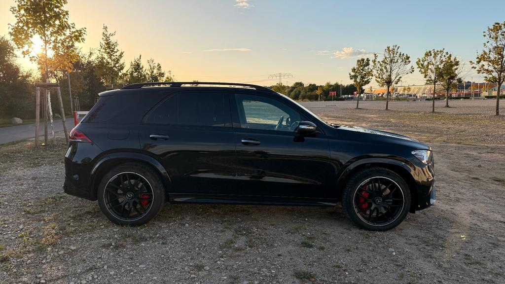 Mercedes-Benz GLE 63 AMG 2023 г. Чёрный, пробег 49000 км