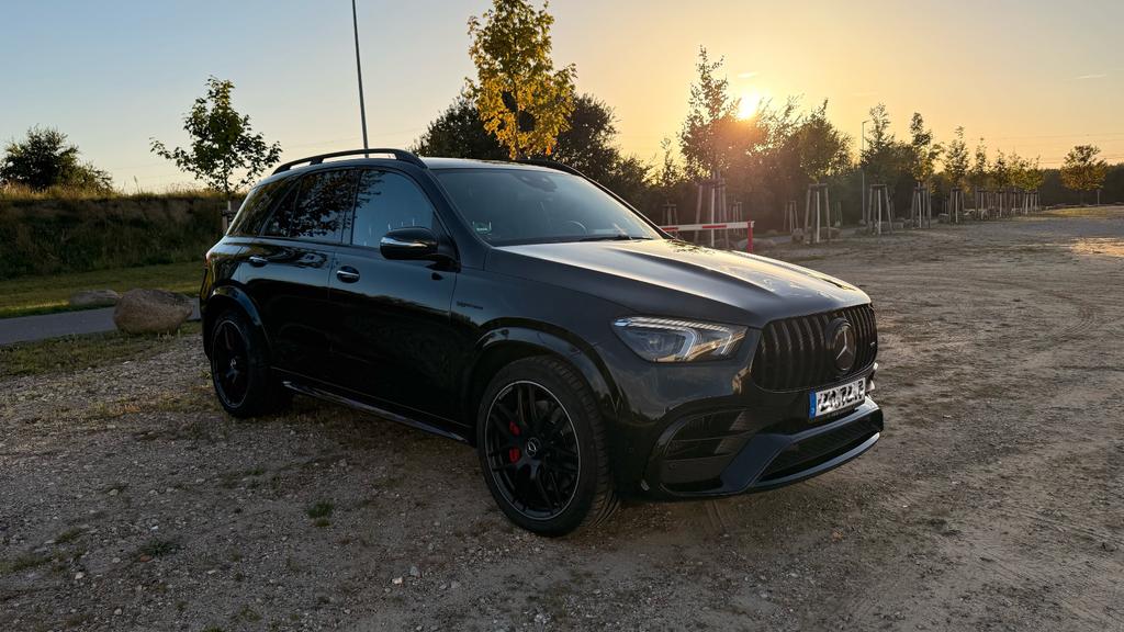 Mercedes-Benz GLE 63 AMG 2023 г. Чёрный, пробег 49000 км