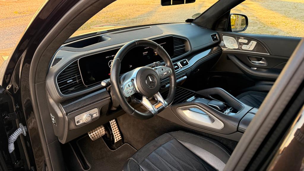 Mercedes-Benz GLE 63 AMG 2023 г. Чёрный, пробег 49000 км