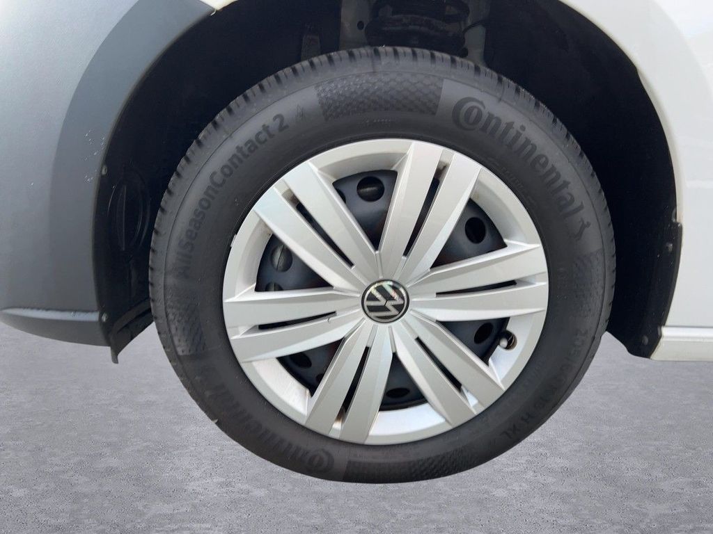 Volkswagen Caddy 2023 г. Белый, пробег 29406 км