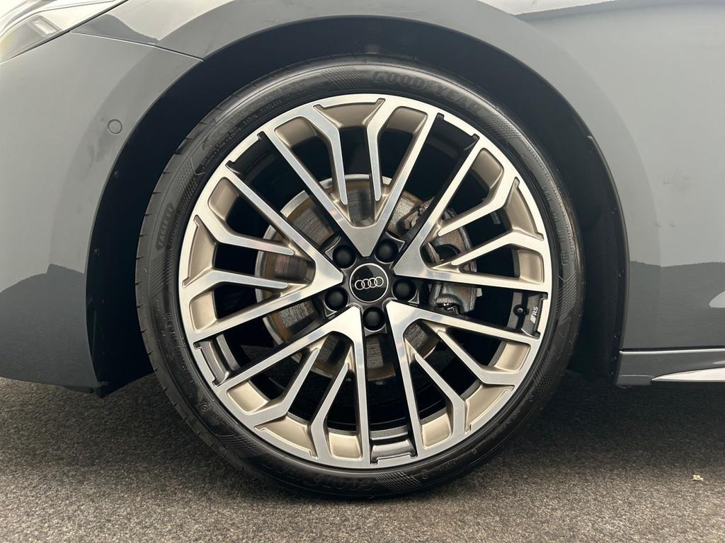 Audi A5 2024 г. Серый, пробег 20930 км