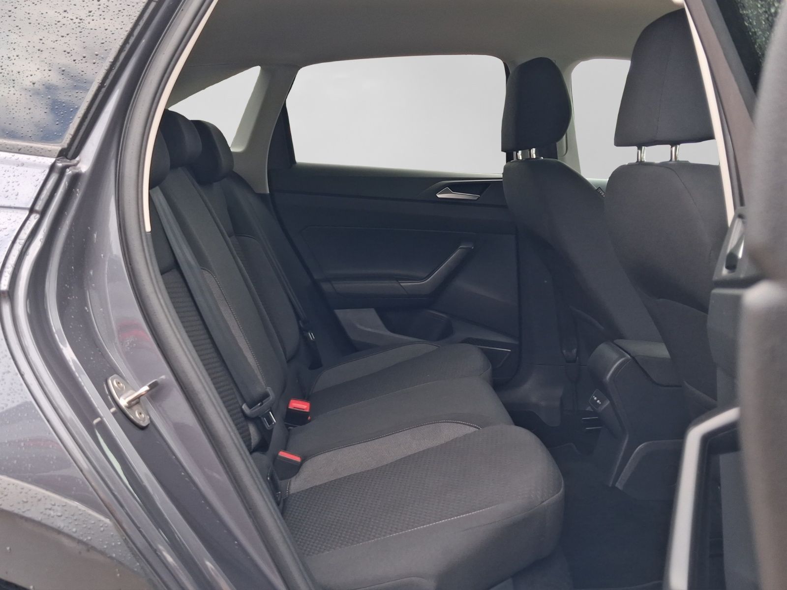 Volkswagen Taigo 2022 г. Серый, пробег 44148 км