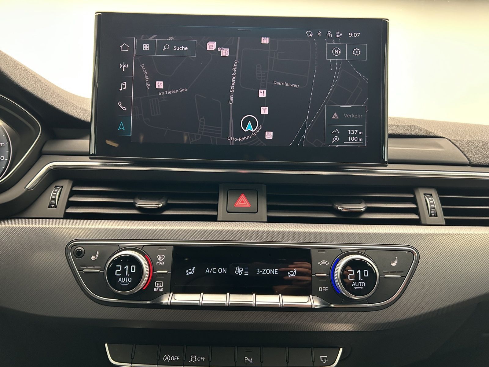 Audi A4 2023 г. Чёрный, пробег 56911 км