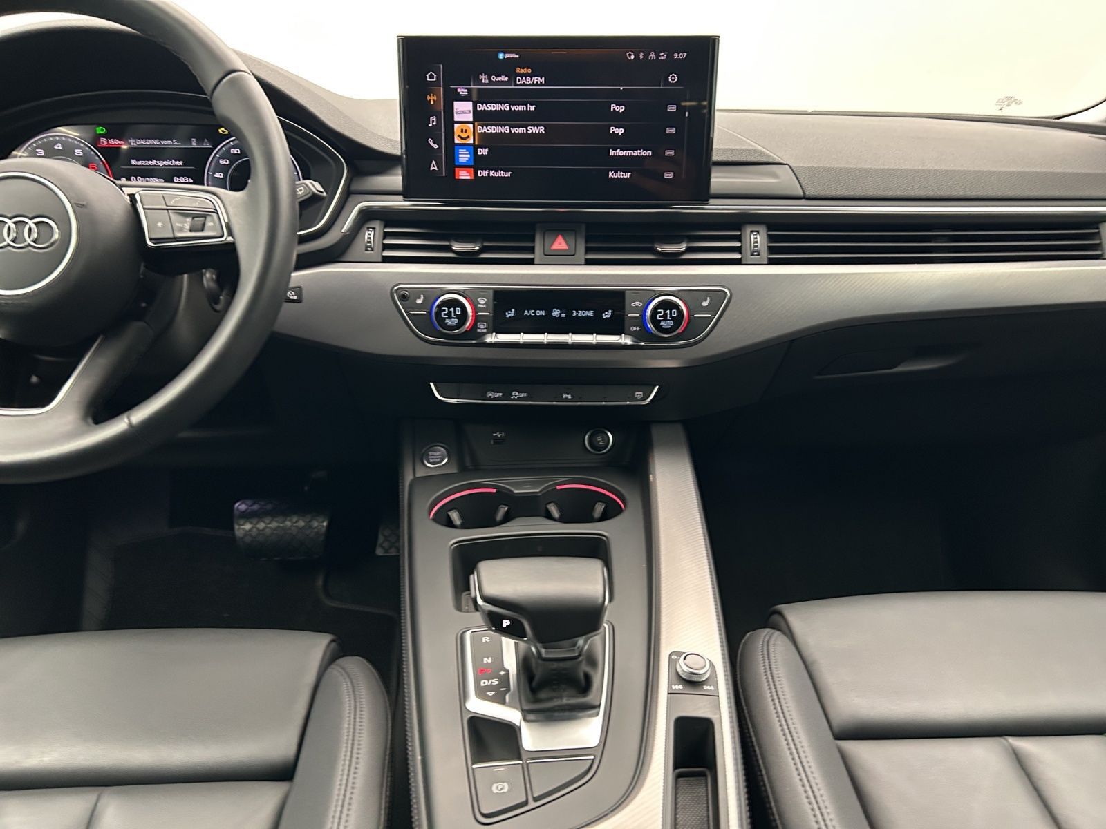 Audi A4 2023 г. Чёрный, пробег 56911 км