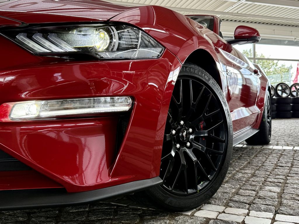 Ford Mustang 2023 г. Красный, пробег 15892 км