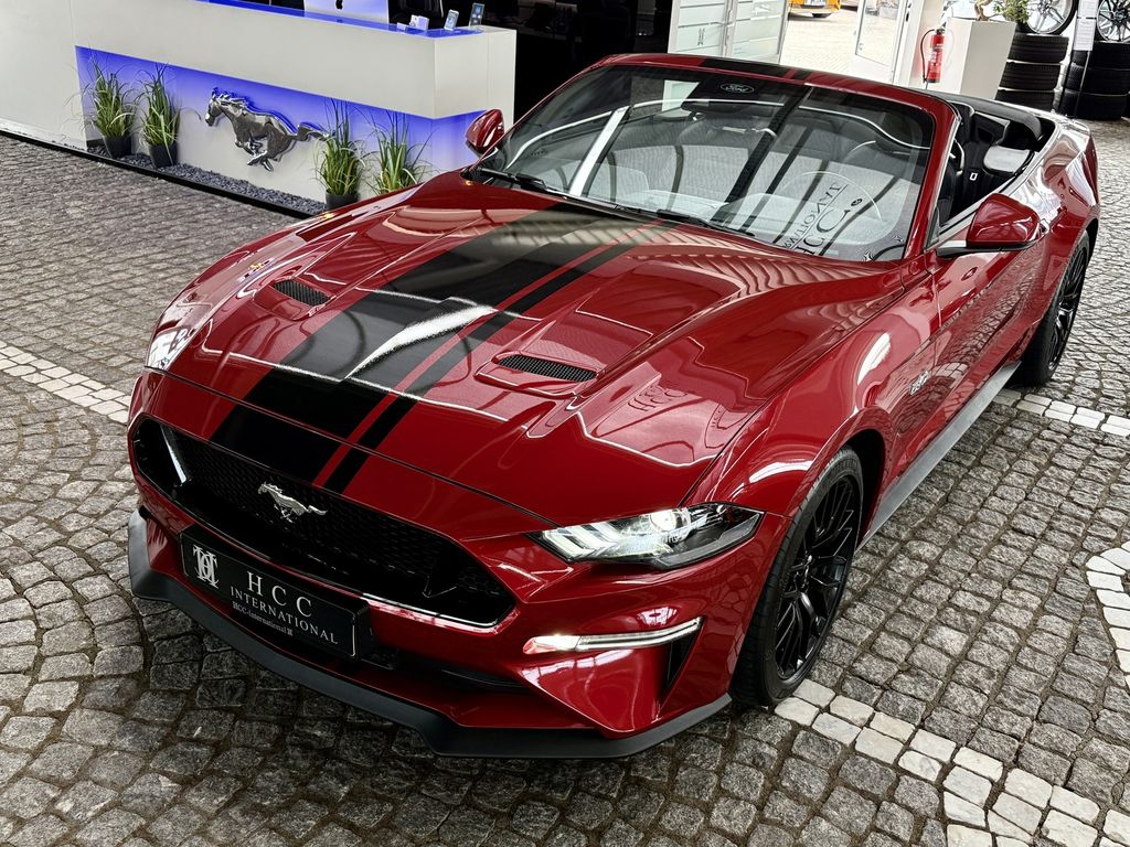 Ford Mustang 2023 г. Красный, пробег 15892 км