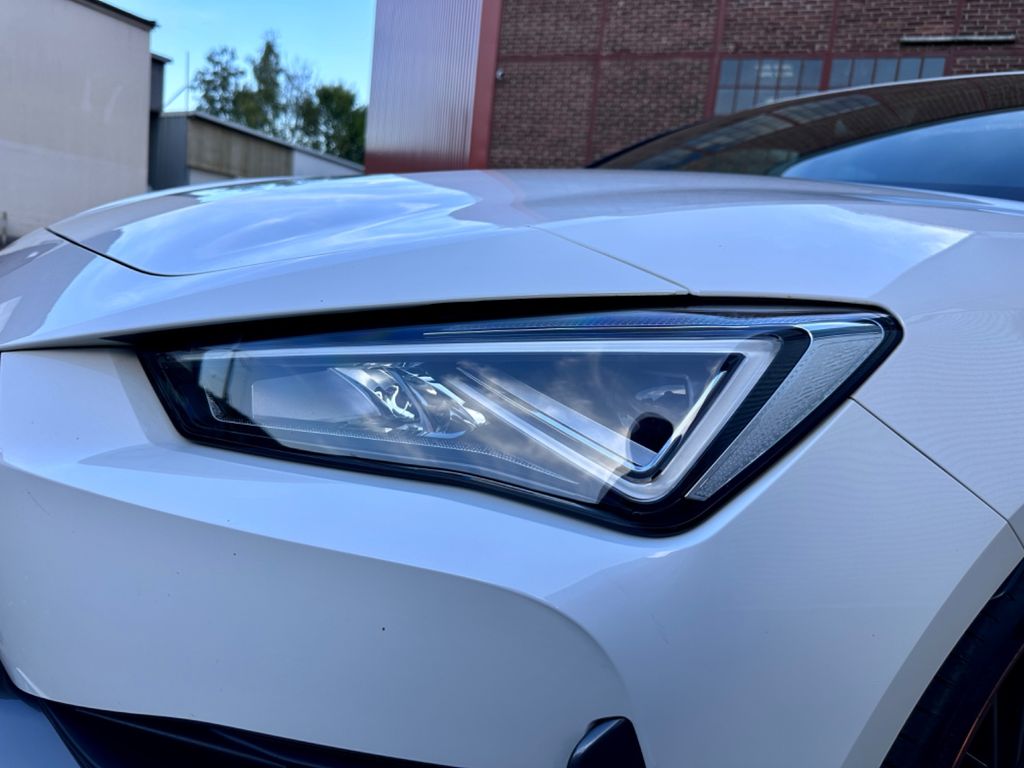 Cupra Leon 2022 г. Белый, пробег 59800 км
