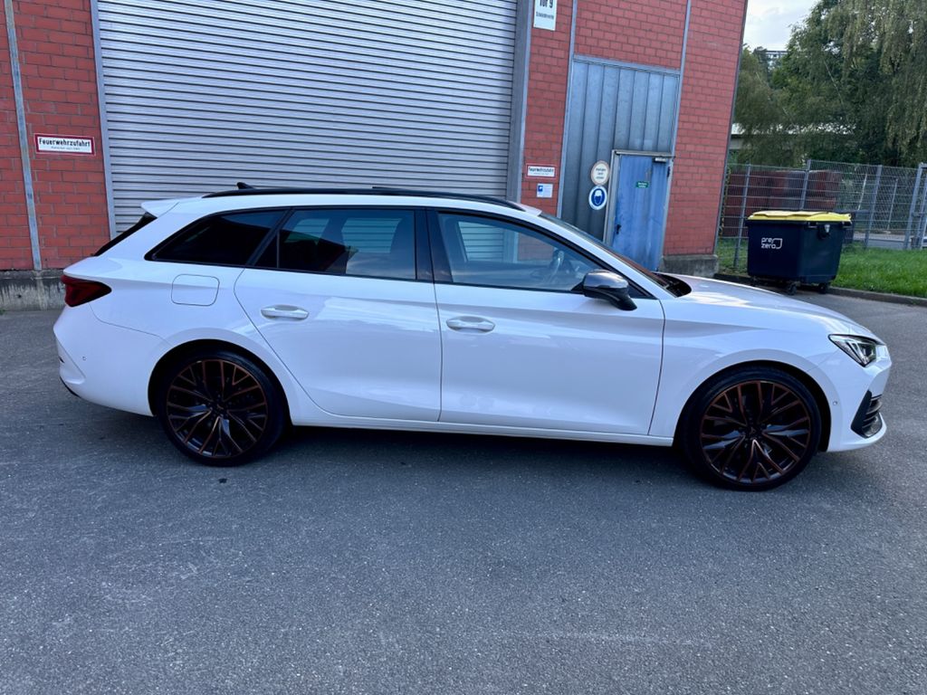 Cupra Leon 2022 г. Белый, пробег 59800 км