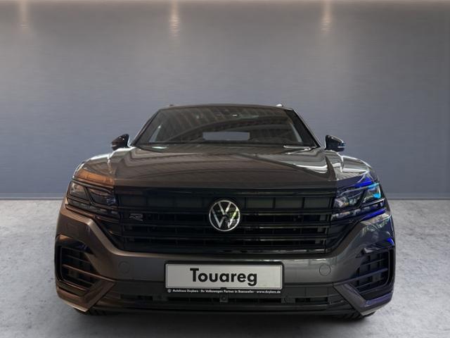 Volkswagen Touareg 2022 г. Серый, пробег 52400 км