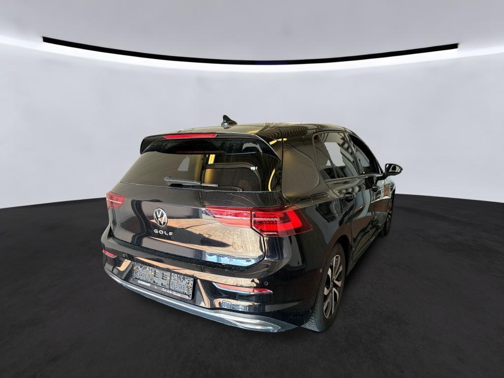 Volkswagen Golf 2022 г. Чёрный, пробег 55431 км