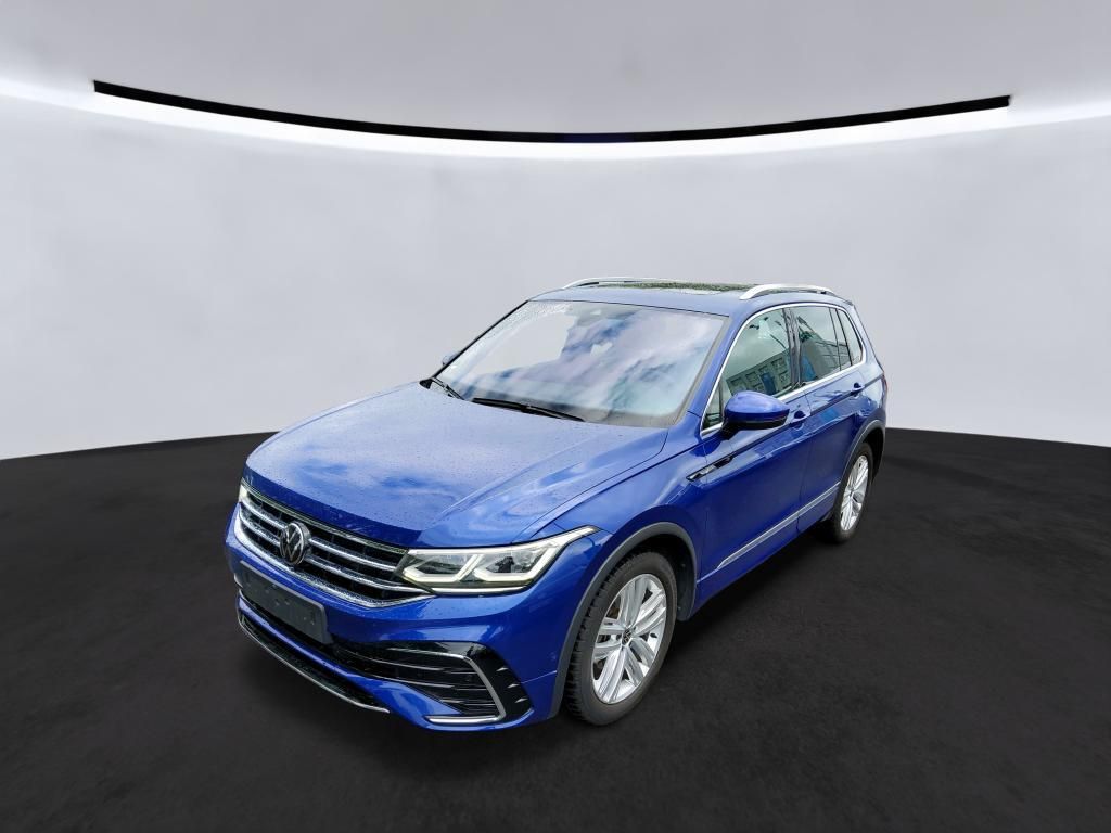Volkswagen Tiguan 2023 г. Синий, пробег 53241 км