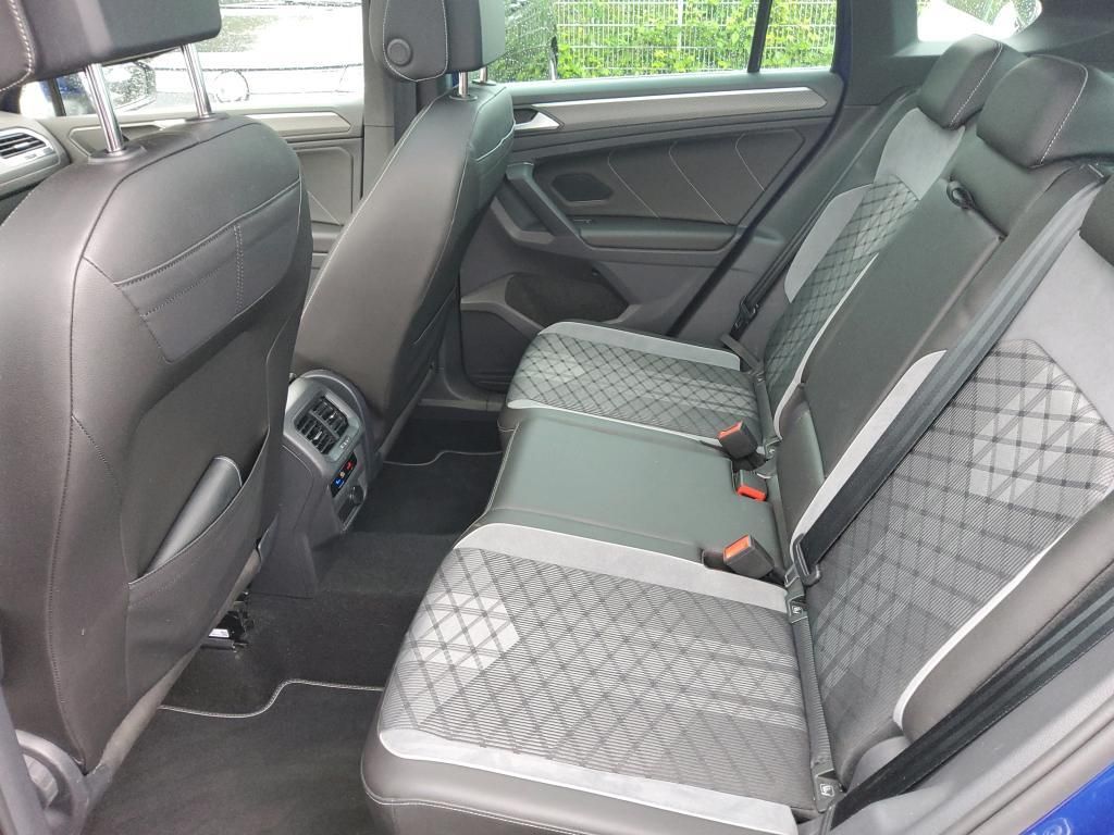 Volkswagen Tiguan 2023 г. Синий, пробег 53241 км
