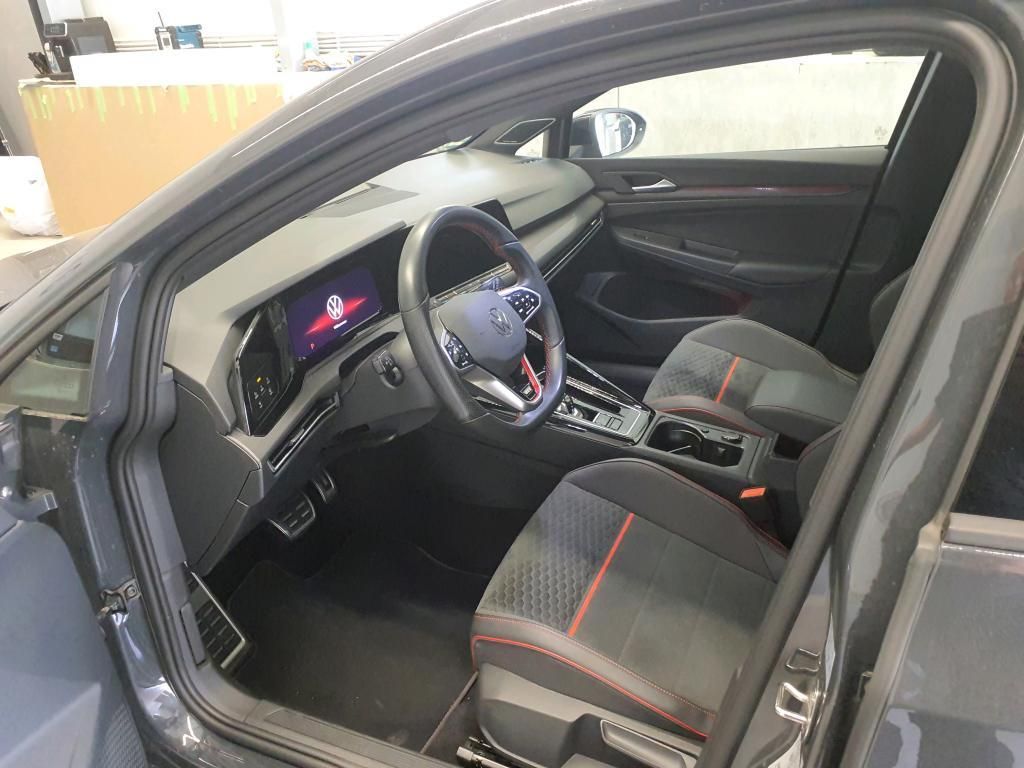 Volkswagen Golf 2024 г. Серый, пробег 35712 км