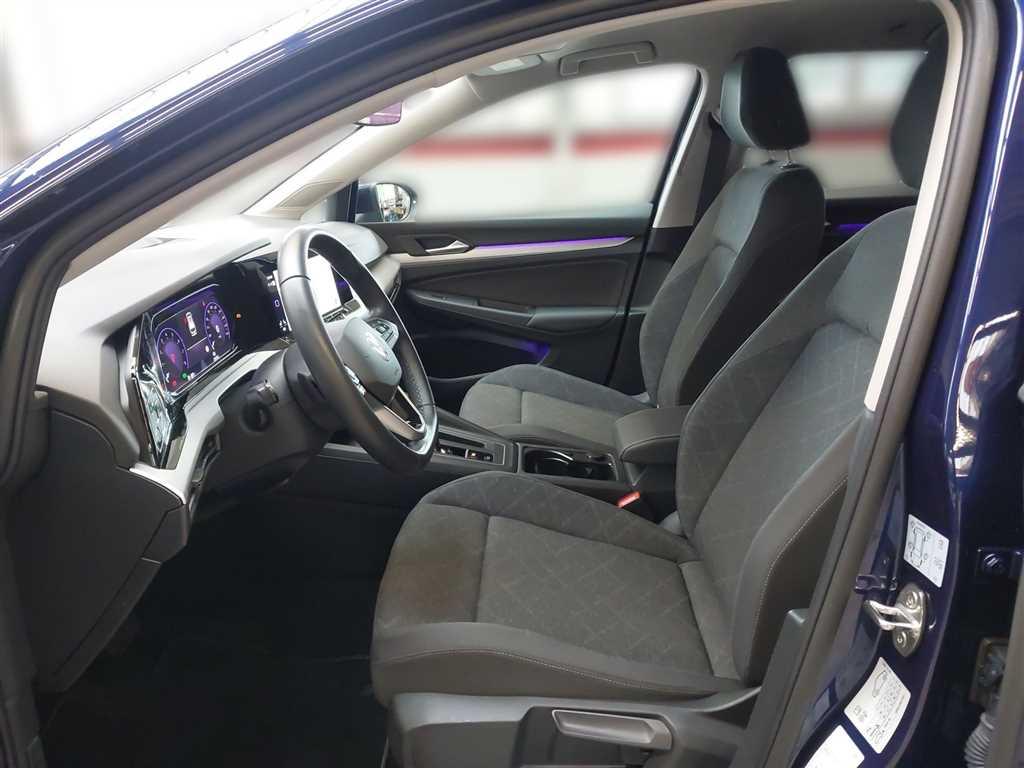 Volkswagen Golf 2024 г. Синий, пробег 22448 км