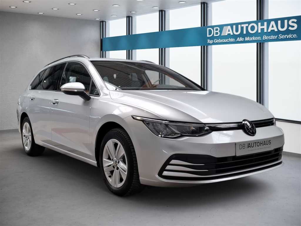 Volkswagen Golf 2023 г. Серебристый, пробег 54578 км