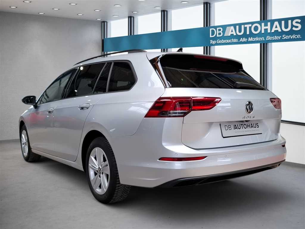 Volkswagen Golf 2023 г. Серебристый, пробег 54578 км