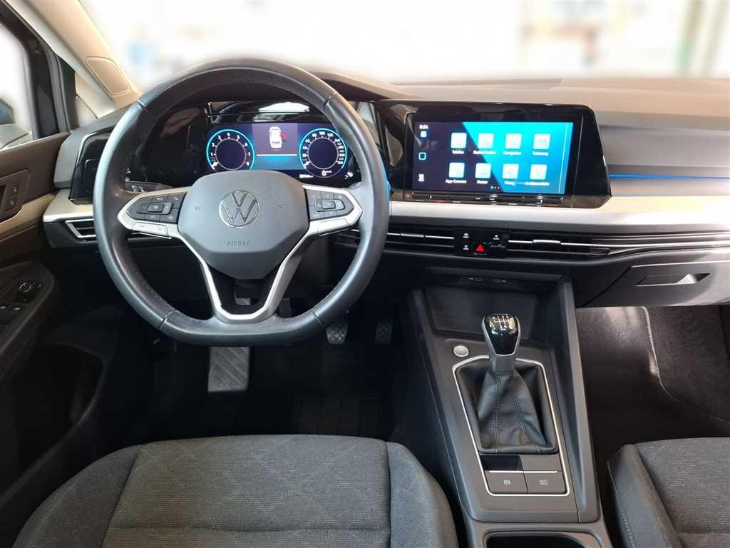 Volkswagen Golf 2023 г. Чёрный, пробег 38960 км