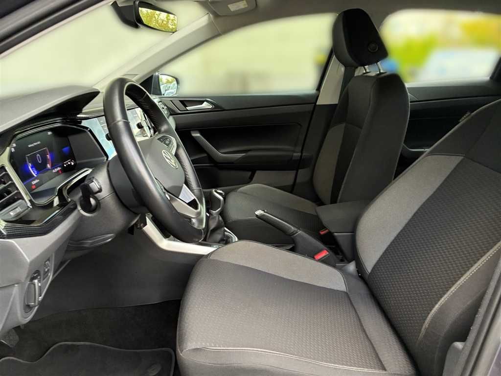 Volkswagen Polo 2023 г. Серый, пробег 52638 км
