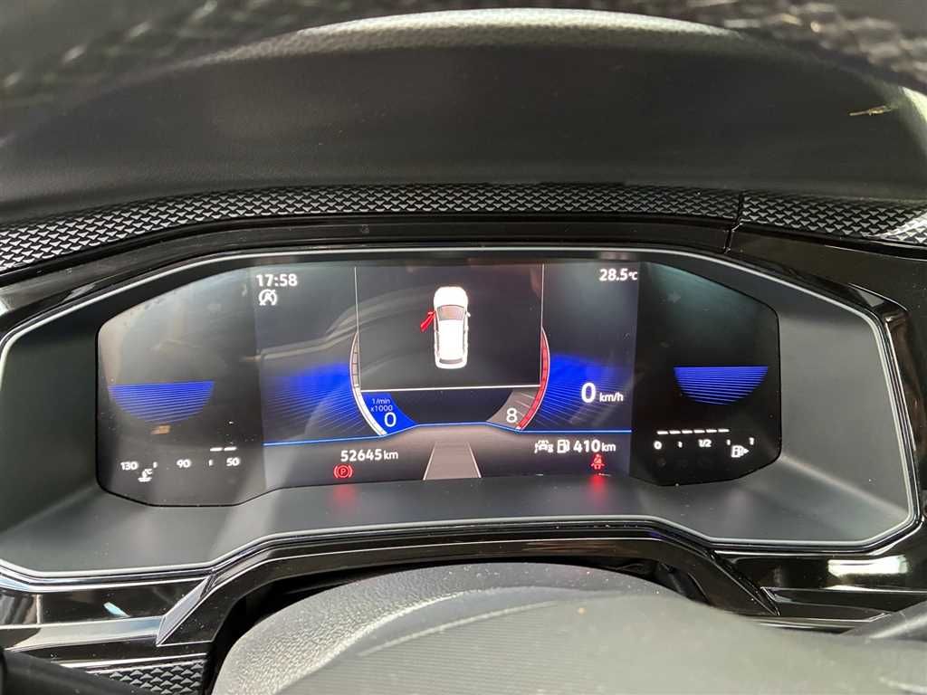 Volkswagen Polo 2023 г. Серый, пробег 52638 км