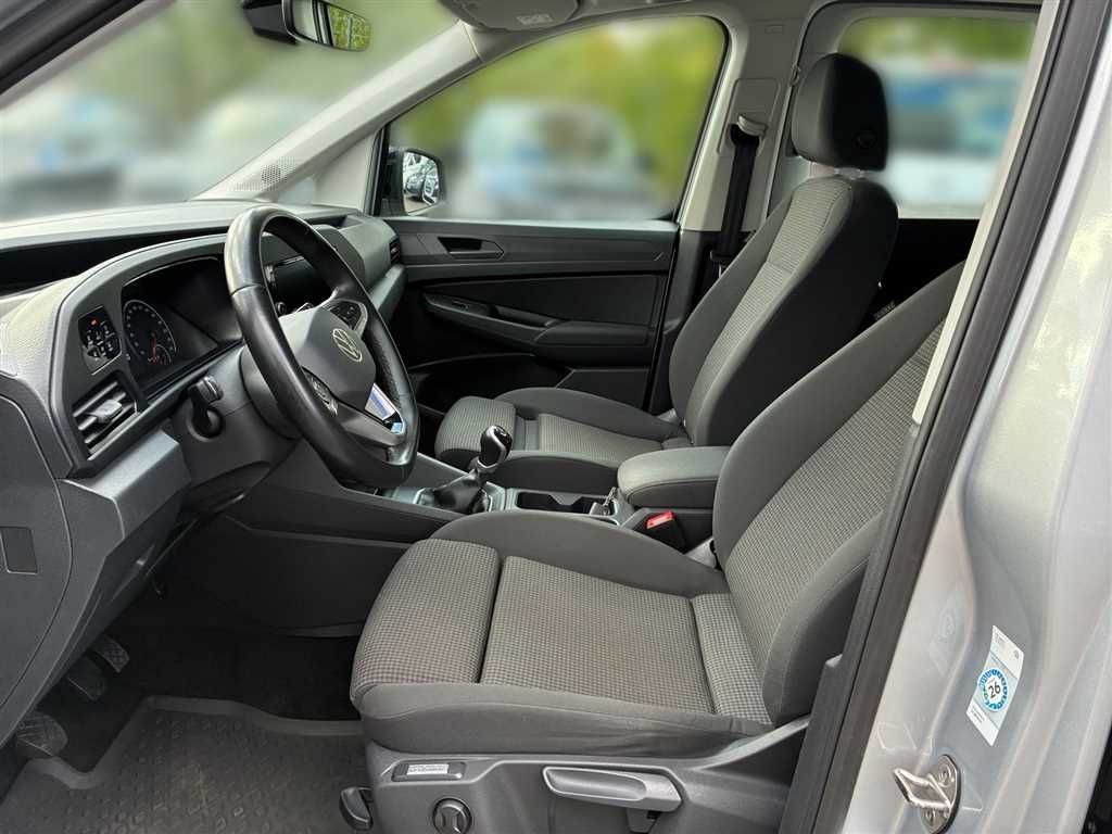 Volkswagen Caddy 2023 г. Серебристый, пробег 43001 км