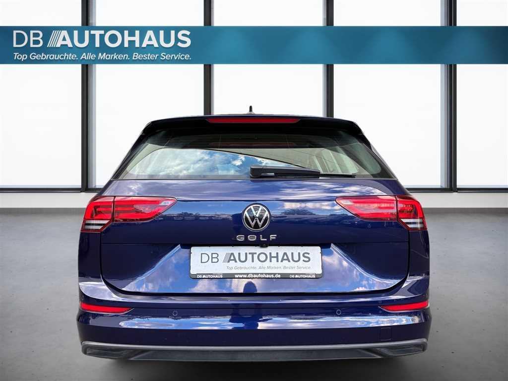 Volkswagen Golf 2024 г. Синий, пробег 17105 км