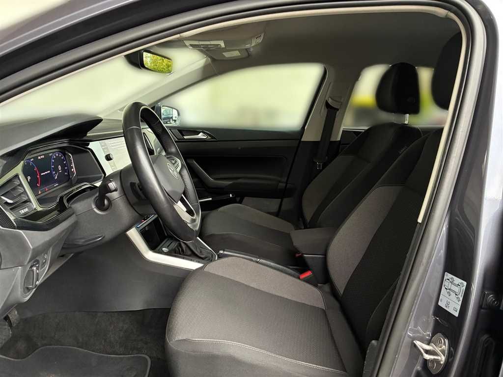 Volkswagen Polo 2024 г. Серый, пробег 46475 км