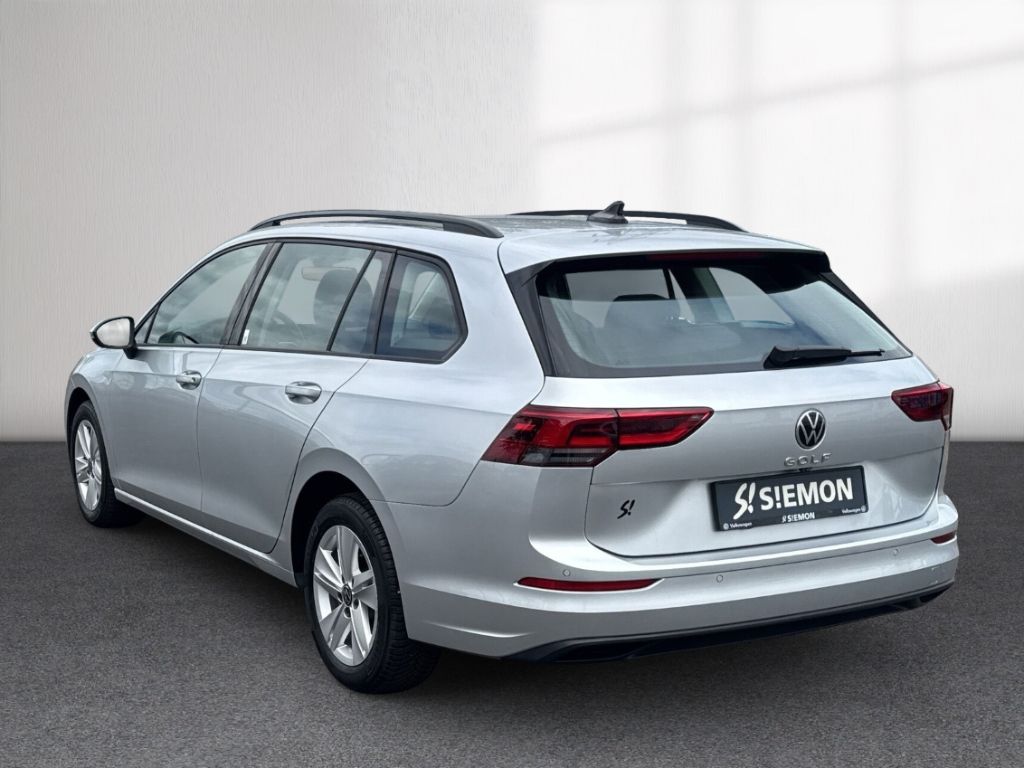 Volkswagen Golf 2024 г. Серебристый, пробег 8498 км