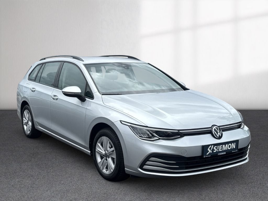 Volkswagen Golf 2024 г. Серебристый, пробег 8498 км