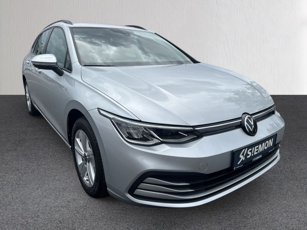 Volkswagen Golf 2024 г. Серебристый, пробег 8498 км