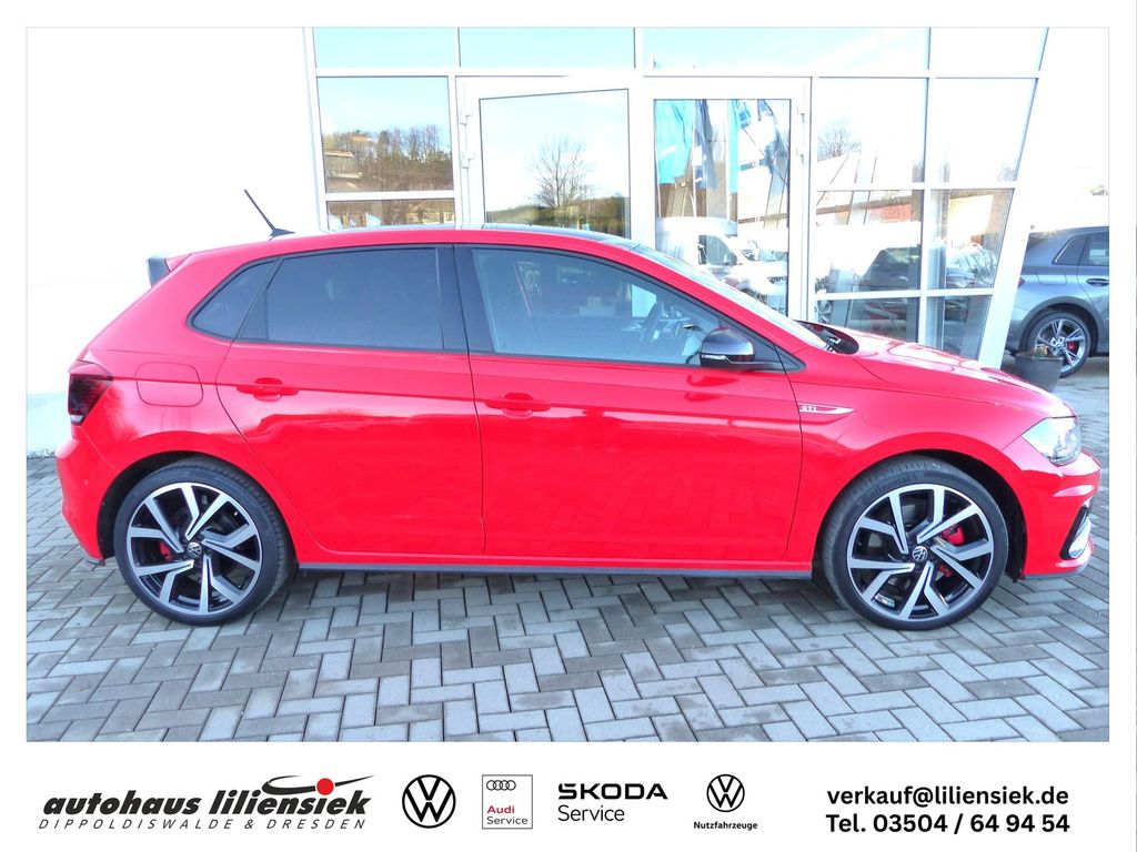 Volkswagen Polo 2022 г. Красный, пробег 24535 км
