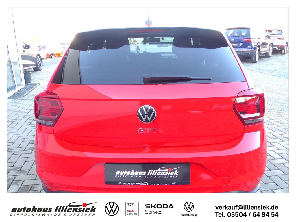 Volkswagen Polo 2022 г. Красный, пробег 24535 км