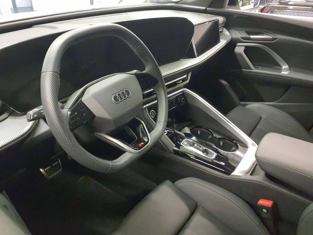 Audi Q5 2025 г. Белый, пробег 6893 км