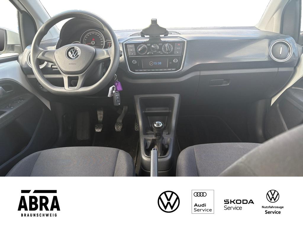 Volkswagen up! 2023 г. Белый, пробег 39250 км