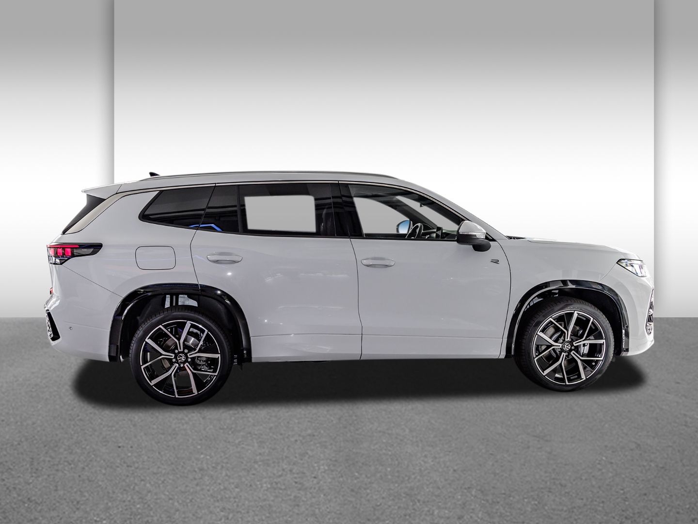 Volkswagen Tayron 2025 г. Белый, пробег 14999 км