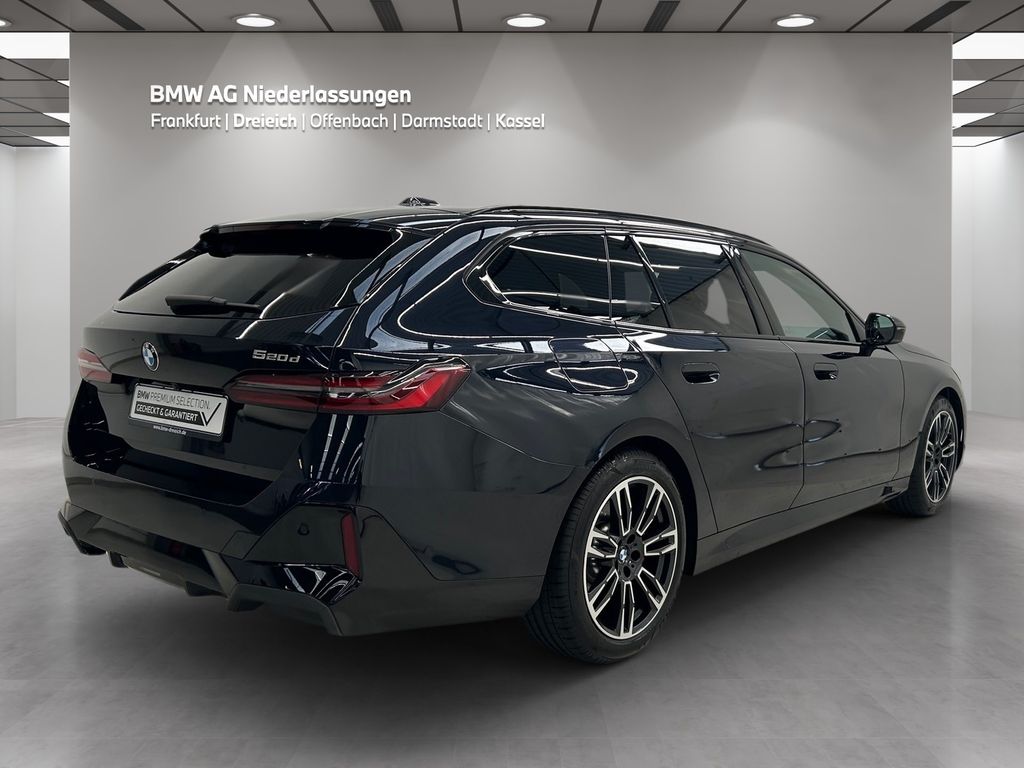 BMW 520 2025 г. Чёрный, пробег 10956 км