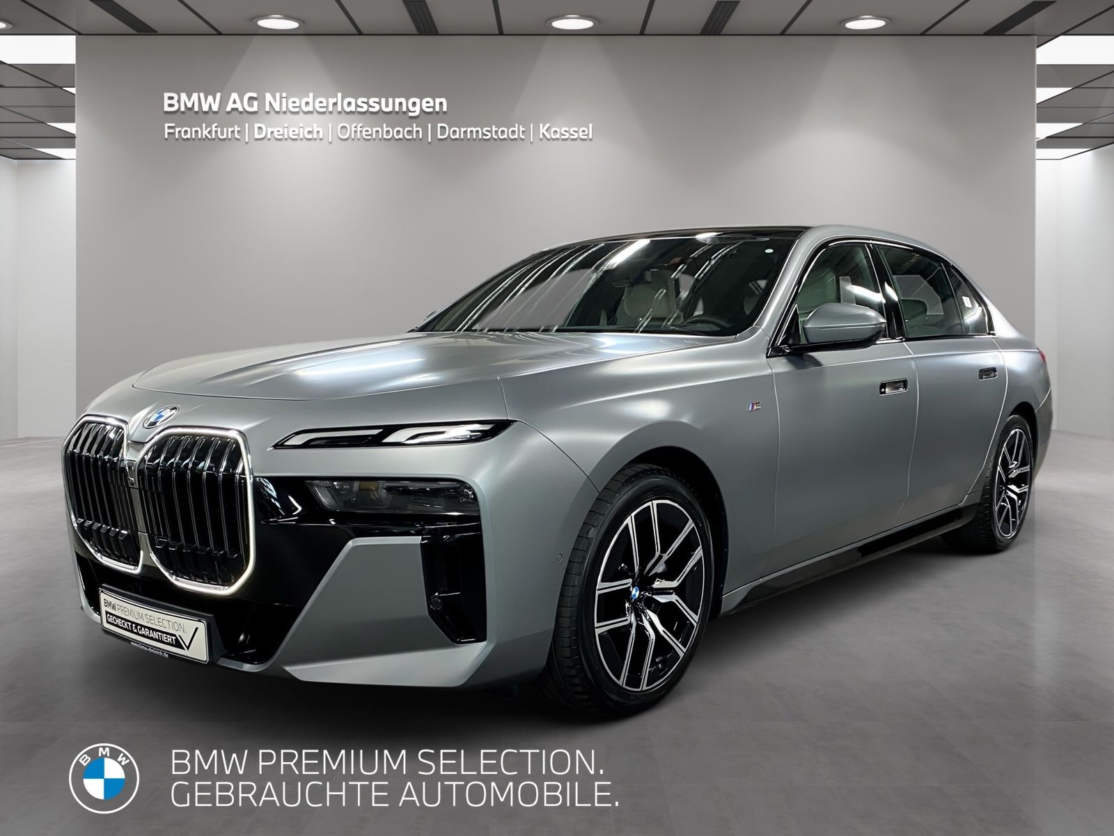 BMW 740 2023 г. Серый, пробег 47804 км