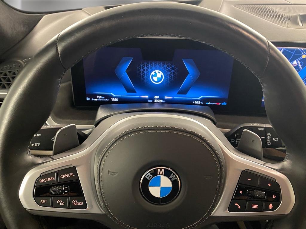 BMW X7 2024 г. Серый, пробег 33598 км