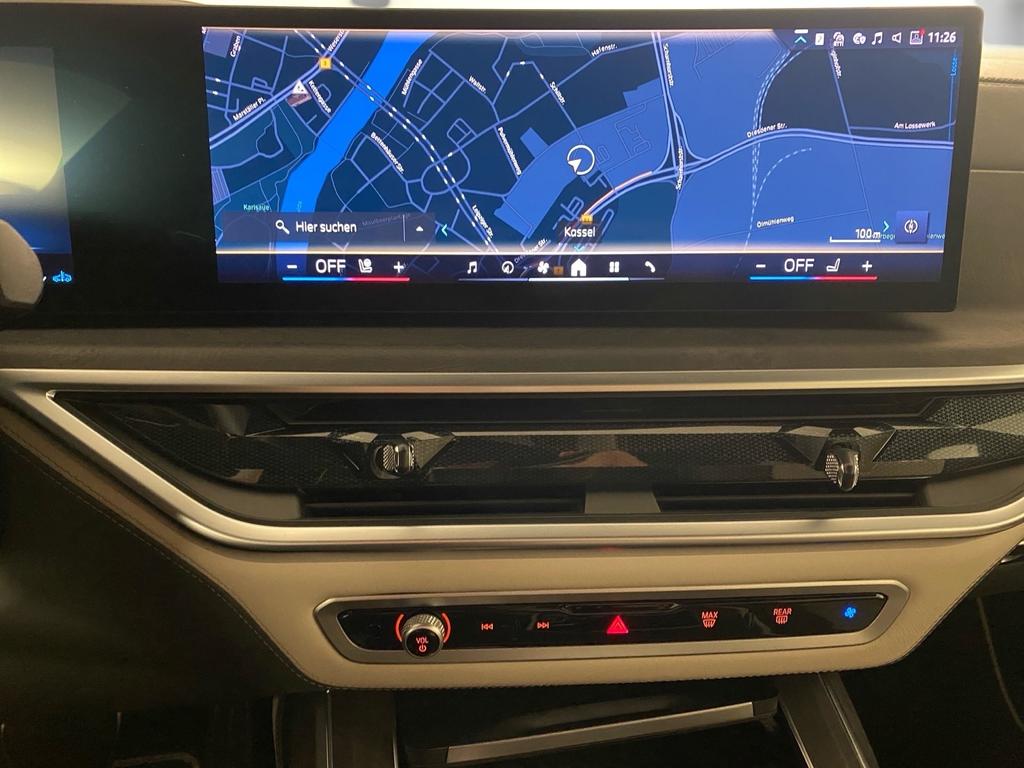 BMW X7 2024 г. Серый, пробег 33598 км
