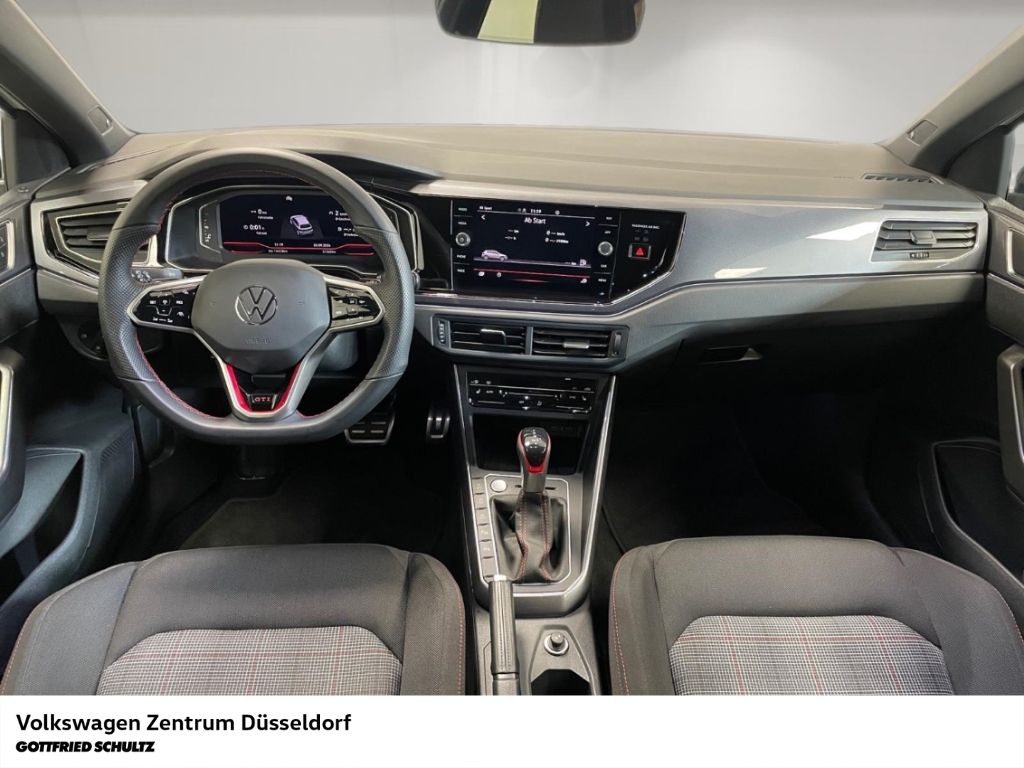 Volkswagen Polo 2022 г. Белый, пробег 51358 км