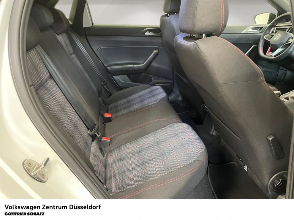 Volkswagen Polo 2022 г. Белый, пробег 51358 км