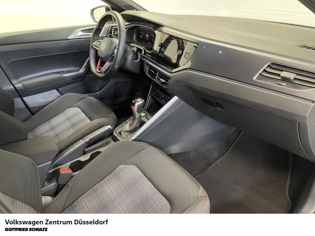 Volkswagen Polo 2022 г. Белый, пробег 51358 км