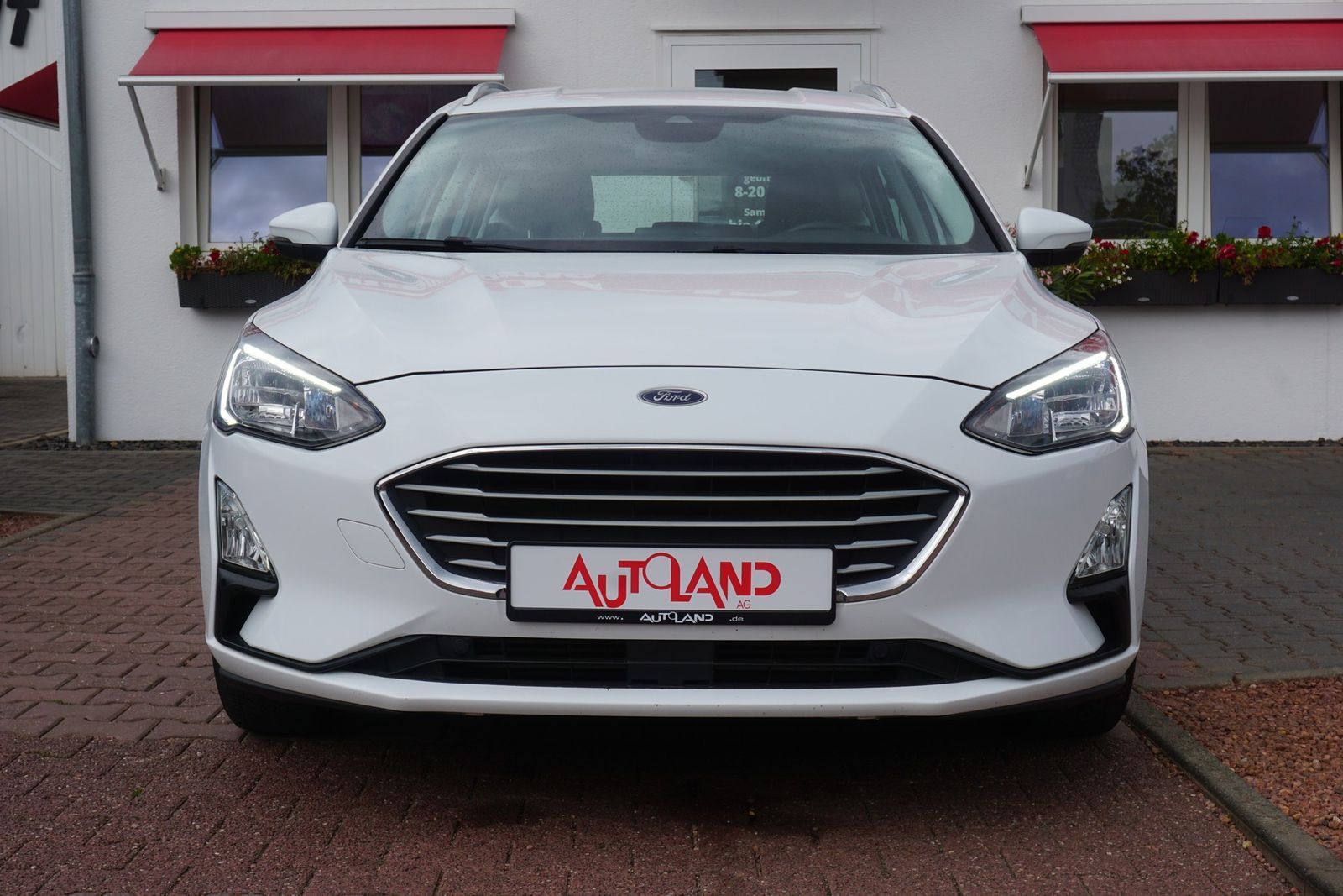 Ford Focus 2021 г. Белый, пробег 33327 км