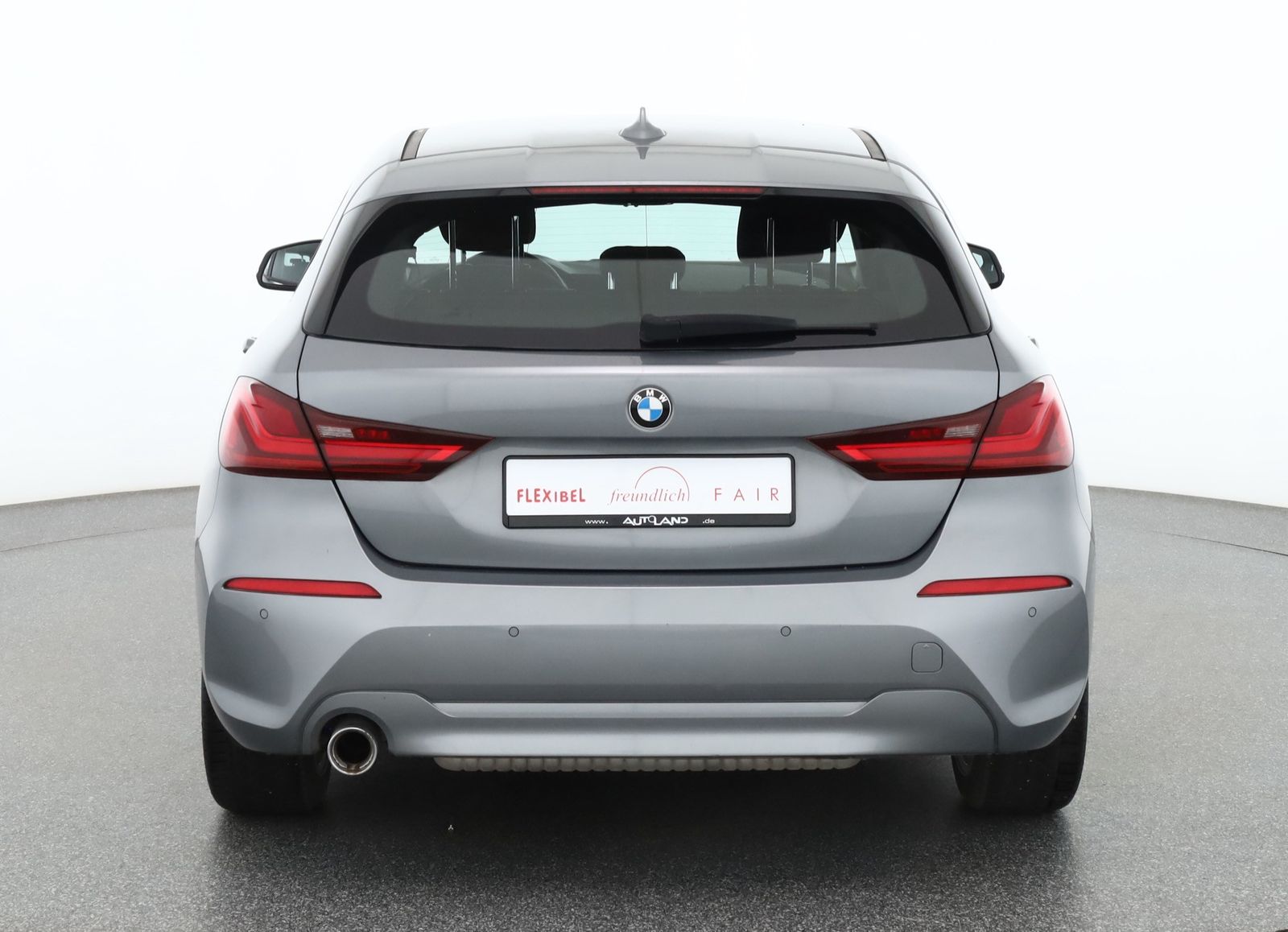 BMW 118 2024 г. Серый, пробег 38691 км