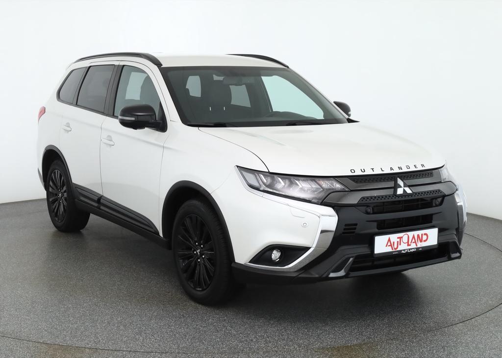 Mitsubishi Outlander 2021 г. Белый, пробег 42032 км